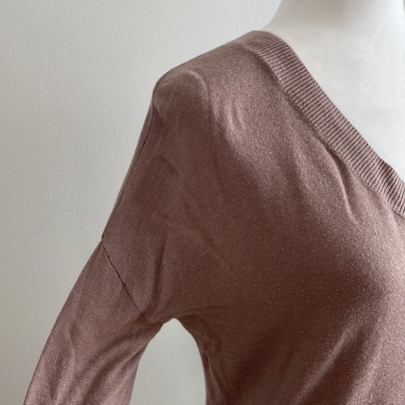GAP Rosy Light Brownish Pink Sweater, Skinny Arms, Drop Shoulder, V-Neck, XS - Picture 3 of 10